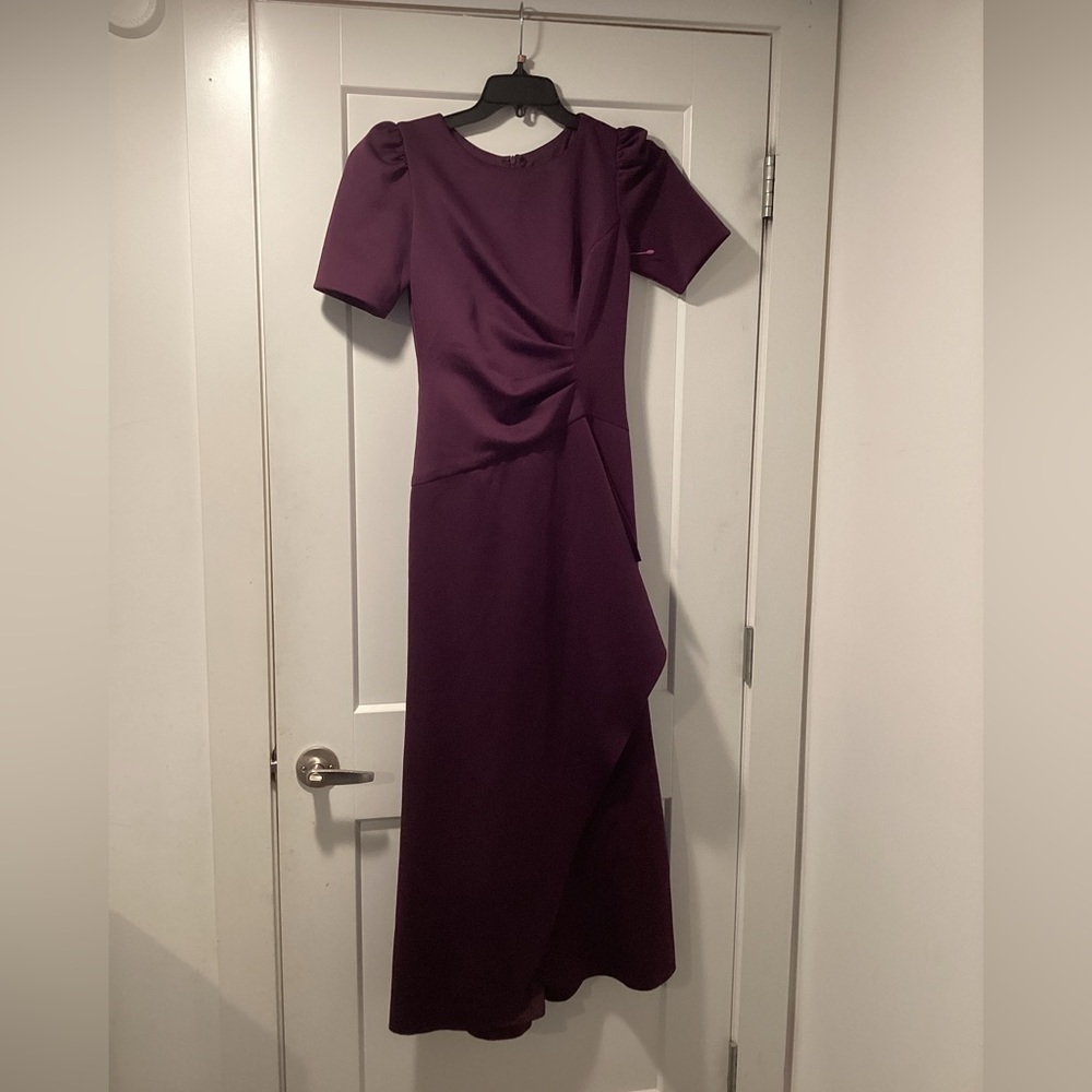 NWOT Xscape Ruched A-Line Gown Size 6P‎